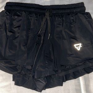 black skirt shorts